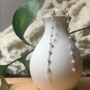 Pearly Dainty Earrings